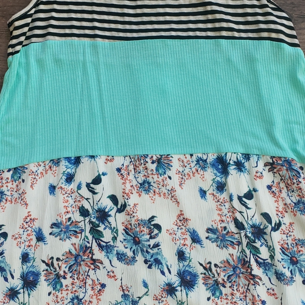 Sun & Moon Mixed Media Tunic Tank - Picture 4 of 7